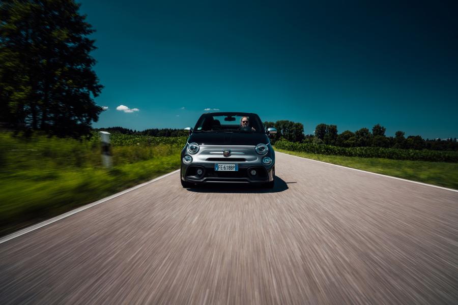  Abarth 595C Turismo (312) 2016 года  (WW) (фото 23 из 31)